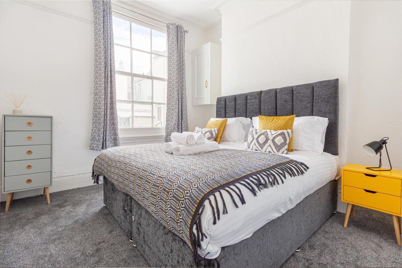 Host & Stay - Montpellier Villa Apartment Челтнем Екстер'єр фото